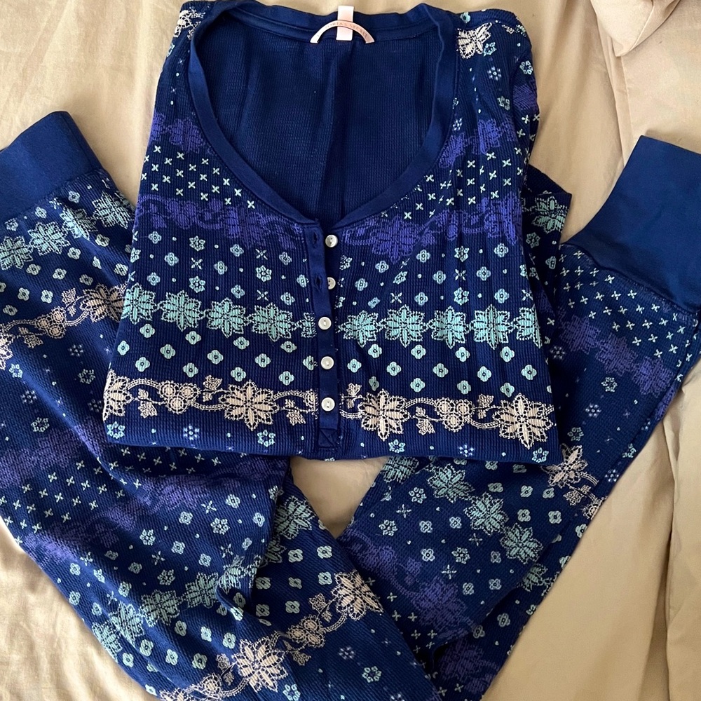 Victoria’s Secret Sleep Set
